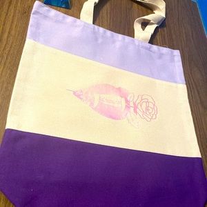 Custom tote bags, get any design or saying.